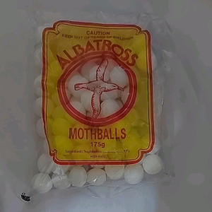 ALBATROSS MOTHBALLS 175 GRAMS