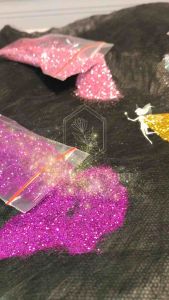 Glitter Emas 5 Gram: Serpihan Emas Untuk Hiasan & Kerajinan