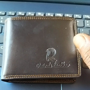 Dompet kulit 100% //Dompet pria kulit//new style // dompet keren murah //dompet pria murah // dompet kulit