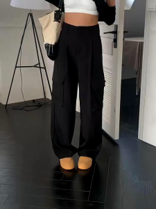 Celana Cargo Wanita Bahan Moon Import & Style Korea\\n\\nCelana cargo wanita bahan moon import dan celana cargo wanita style korea adalah pilihan tepat bagi Anda yang mencari penampilan modis dan nyaman sehari-hari. Dalam artikel ini, kita akan membahas tentang celana cargo wanita, mulai dari kelebihannya hingga cara merawatnya, serta cara memadukan celana cargo panjang dengan pakaian lainnya.\\n\\n Apa Itu Celana Cargo Wanita Bahan Moon Import\\n\\nCelana cargo wanita bahan moon import adalah celana cargo yang terbuat dari bahan moon, yang merupakan bahan berkualitas tinggi dan memiliki tekstur yang nyaman saat dipakai. Celana cargo wanita bahan moon import biasanya memiliki desain yang modern dan stylish, sehingga cocok untuk acara sehari-hari.\\n\\n Kelebihan Celana Cargo Wanita Bahan Moon Import\\n\\nBerikut adalah beberapa kelebihan celana cargo wanita bahan moon import:\\n\\n- Nyaman dipakai sehari-hari\\n- Bahan berkualitas tinggi\\n- Desain modern dan stylish\\n- Cocok untuk acara formal maupun non-formal\\n\\n Cara Merawat Celana Cargo Wanita Bahan Moon Import\\n\\nUntuk menjaga kualitas dan tampilan celana cargo wanita bahan moon import, Anda perlu merawatnya dengan baik. Berikut adalah beberapa tips merawat celana cargo wanita bahan moon import:\\n\\n- Jemur di tempat teduh\\n- Cuci menggunakan deterjen yang sesuai\\n- Jangan gunakan pemutih\\n- Setrika dengan suhu rendah\\n\\n Celana Cargo Wanita untuk Acara Sehari-hari\\n\\nCelana cargo wanita sangat cocok digunakan untuk acara sehari-hari karena desainnya yang modern dan stylish. Berikut adalah beberapa tips memilih celana cargo wanita yang nyaman:\\n\\n- Pilih celana cargo wanita yang terbuat dari bahan berkualitas tinggi\\n- Pilih celana cargo wanita dengan ukuran yang pas\\n- Pilih celana cargo wanita dengan warna yang cocok dengan penampilan Anda\\n\\n Tips Memilih Celana Cargo Wanita yang Nyaman\\n\\nBerikut adalah beberapa tips memilih celana cargo wanita yang nyaman:\\n\\n- Pilih celana cargo wanita yang terbuat dari bahan berkualitas tinggi\\n- Pilih celana cargo wanita dengan ukuran yang pas\\n- Pilih celana cargo wanita dengan warna yang cocok dengan penampilan Anda\\n\\n Celana Cargo Korea Style untuk Penampilan Modis\\n\\nCelana cargo korea style adalah pilihan tepat bagi Anda yang ingin tampil modis. Desain celana cargo korea style biasanya lebih modern dan fashionable dibandingkan dengan celana cargo biasa. Selain itu, celana cargo korea style juga memiliki banyak variasi warna dan motif yang bisa Anda pilih sesuai dengan selera Anda.\\n\\n Celana Cargo Panjang untuk Wanita\\n\\nCelana cargo panjang untuk wanita adalah pilihan tepat bagi Anda yang ingin tampil modis dan nyaman sekaligus. Berikut adalah beberapa manfaat celana cargo panjang untuk wanita:\\n\\n- Nyaman dipakai sehari-hari\\n- Cocok untuk acara formal maupun non-formal\\n- Desain modern dan stylish\\n\\n Manfaat Celana Cargo Panjang untuk Wanita\\n\\nBerikut adalah beberapa manfaat celana cargo panjang untuk wanita:\\n\\n- Nyaman dipakai sehari-hari\\n- Cocok untuk acara formal maupun non-formal\\n- Desain modern dan stylish\\n\\n Cara Memadukan Celana Cargo Panjang dengan Pakaian Lainnya\\n\\nBerikut adalah beberapa cara memadukan celana cargo panjang dengan pakaian lainnya:\\n\\n- Padukan celana cargo panjang dengan blouse atau kaos\\n- Padukan celana cargo panjang dengan jaket atau blazer\\n- Padukan celana cargo panjang dengan sepatu sneakers atau sepatu boots\\n\\nSemoga artikel ini membantu Anda dalam memilih celana cargo wanita yang cocok dan nyaman untuk acara sehari-hari Anda. Jangan lupa untuk merawat celana cargo wanita bahan moon import Anda dengan baik agar tetap awet dan tampilan tetap menarik.\n}