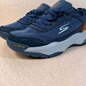 SEPATU SKECHERS GO WALK ARCH FIT OUTDOOR MENS/SKECHERS GO WALK ARCH FIT OUTDOOR/SNEAKERS PRIA/SEPATU OUTDOOR