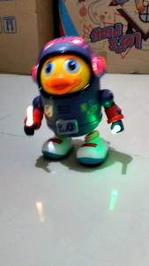 mainan anak robot bebek joget / mainan robot Duck Dancing ada musik lampu /mainan robot captain amerika