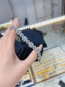 Lắc tay tròn vuông rỗng gắn đá xoàn italy Kami trang sức sỉ