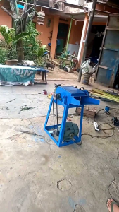 PENCACAH RUMPUT 25CM DILENGKAPI AS SAMBUNG