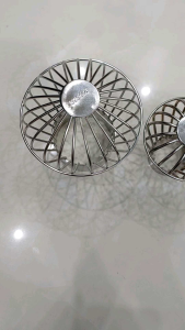 Cầu lưới chắn rác sân thượng 304 xịn cầu lưới inox cầu thoát nước mưa phi 60 .