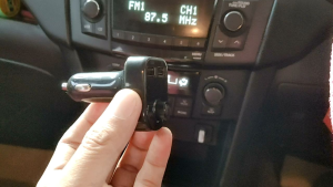 🇹🇭 บลูทูธรถยนต์ X8 Car Mp3 Player bluetooth รถยนต์ สัญญาณบลูทูธ ใช้ได้กับรถทุกรุ่น มัลติ ฟังก์ชั่นรถ E-025