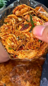 basreng koin bulat keripik koin bulat pedas daunjeruk kemasan 500gr/kemasan 1kg