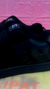 sepatu terbaru dc full black sepatu casual terbaru tali gemuk sudah full sol jahit