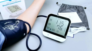 Imporin Aja Alat tensi digital pergelangan tangan suara | Tensimeter digital suara lcd akurat