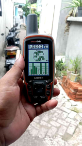 Garmin 64s untuk Kendaraan: Batangan Mulus & Aksesori GPS Berkualitas