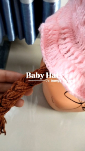 Fashion Kids: Topi Bayi Model Rambut Kepang Bunga Renda - Usia 0-3 Tahun