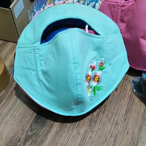 Khẩu trang hở mắt che toàn bộ khuôn mặt nhiều màu họa tiết y hình