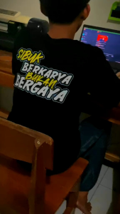 KAOS BOS MUDA // KAOS KATA-KATA SIBUK BERKARYA BUKAN BERGAYA