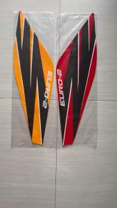 STIKER STRIPING PINTU MOBIL ISUZU ELF BOX EURO-2 MERAH