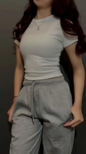 Kaos Crop Top Lengan Pendek//Baju Atasan Crop Top Wanita Korean style//Crop Top Wanita Murah