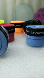 ( 12 Pcs ) GRIP LINING GP200/LG500 GRIP RAKET BADMINTON BULUTANGKIS BEBAS PILIH WARNA