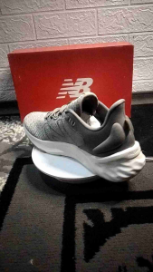 Sepatu New Balance Fresh Foam Roav V2 Men Grey: Nyaman & Tahan Lama