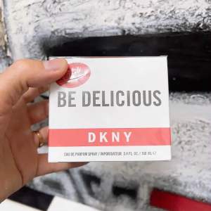 Nước hoa nữ Be Delicious Fresh Blossom Đỏ 100ml ( Mới )