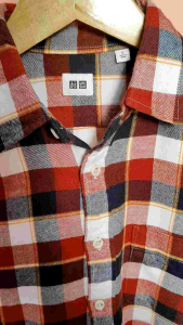 Kemeja Flanel "Uniqlo" Original Second Size S