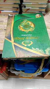 Alquran Terjemah Waqaf Dan Ibtida Besar A4 Ukuran 21 x 30 cm
