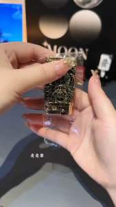 HỘP QUẸT - BẬT LỬA ZOR-RO HÌNH RỒNG CẨN NGỌC THẠCH ANH THIẾT KẾ KIM LOẠI KHẮC RỒNG NỔI 4 MẶT