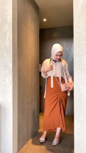 Rok Serut Crinkle Wanita: Desain & Kelebihan