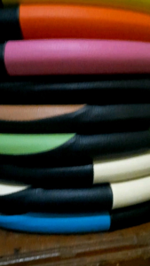 Cover Pelindung Sarung Stir Bahan Karet Lapis Kulit Kombinasi Warna Mobil Suzuki Katana