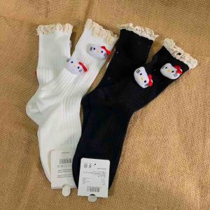 Tất (vớ) đính mèo kitty dễ thương cao bắp