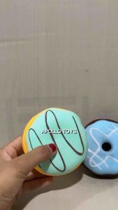 MAINAN ANAK DONAT KARET PENCET 2 PCS BISA BUNYI SS 2051