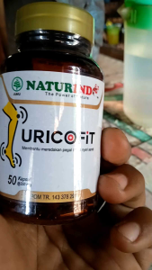 URICOFIT NATURINDO Herbal Suplemen Asam Urat Nyeri Sendi Nyeri Sendi Tangan dan Kaki Isi 50 Kapsul.