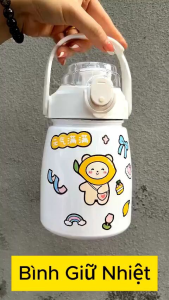 Bình Giữ Nhiệt Dễ thương 900ml Có Ống Hút Inox 304 Không Rỉ An Toàn Tặng Kèm Sticker Và Dây Đeo Rất Tiện Dụng