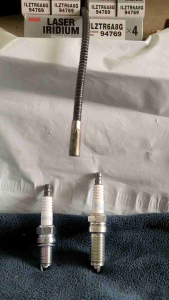 ILZTR6A8G Volvo T3/T4 S60 V40 V60 Ford 1.6 Ecoboost Fiesta Kuga NGK 94769 Laser Iridium Spark Plug