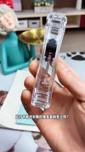 Paper Clip Pusher纸张推夹器 第一次见能代替书📖钉又不破坏纸张的😍推夹器✨ 收纳试卷整理文件零食,这个可以夹✨. 万物的推夹器,轻轻一推就装定好,而且还能反复使用哦👍🏻👍🏻#好物推荐.