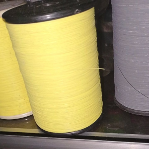 Gelasan Layangan Molor Sasap Medium Klosan 6000 Yard