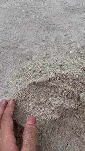 Pasir Putih Halus Bersih: Mainan Anak, Pasir Laut, Aquarium, Aquascape, Playground, dan Klomang