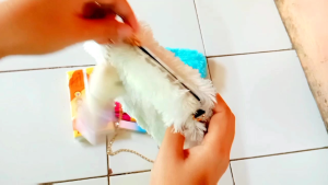 GRATIS GANTUNGAN BONEKA LUCU TAS SELEMPANG WANITA KEKINIAN TERBARU 2024 TERMURAH WARNA PUTIH VIRAL BULU KOREA REMAJA DEWASA