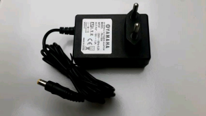 Adaptor 12v 1.5A Charger digital piano yamaha YDP 144 143 142 103 131 101 S30