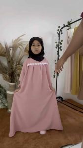Gamis Anak Perempuan: Pilihan Bahan Crinkle Premium & Trendy