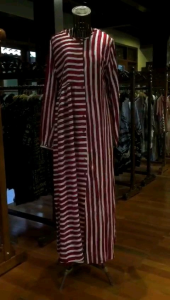 Happy Dress by Dian Pelangi: Busana Muslim Cantik untuk Busui & Hijaber