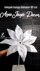 KELOPAK BUNGA/CUP BUNGA MODEL TERATAI + FITINGAN DEKORASI MURAH TERLARIS BAHAN KAIN ORGANDI DIAMETER 60 CM