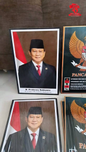 FOTO PRESIDEN PRABOWO DAN WAKIL HIASAN DINDING POSTER PANCASILA