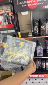 กรอบป้ายทะเบียนมอเตอร์ไซค์ กันน้ำ กันฝุ่น ลายคาร์บอน3D Lam9/1ชิ้น