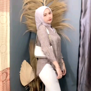 KEMEJA RAYON SALUR ukuran standar / Atasan Kemeja 7/8 salur rayon premium