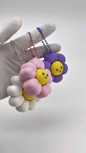 CLICK-ET! Happy Flower Clicker Keychain by Slycelab 3D Printed Cute Fidget Toy for Stress Relief