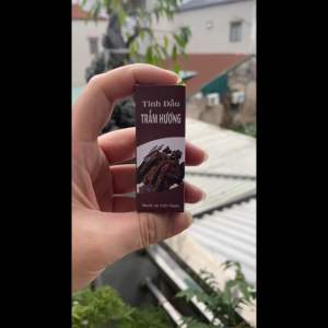 Tinh Dầu Trầm Hương được chiết xuất từ trầm tốc dùng để xông phòng/ nước hoa lọ 3ml