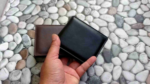 Dompet kulit sapi model standard jahitan rapih kuat dan tahan lama hasil umkm kota garut