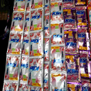 so klin liquid 500 1 renceng 20 ml | deterjen cair