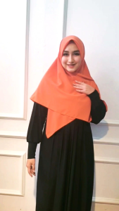 HIJAB SEGI EMPAT WOLFIS PREMIUM ORANGE