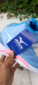 Promo Terbaru!!! Sepatu Olahraga Voli Volly Sepatu Olahraga Wanita Sepatu Mizuno Thunder Blader 2 mid Women Sepatu Terlaris Sepatu Sneakers wanita Termurah