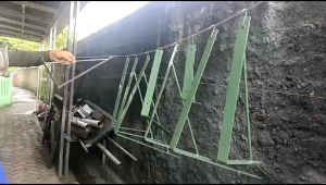 Siku/Besek Tebal Ambalan Kayu Dinding